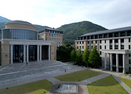 부산외국어대학교 홍보용 이미지